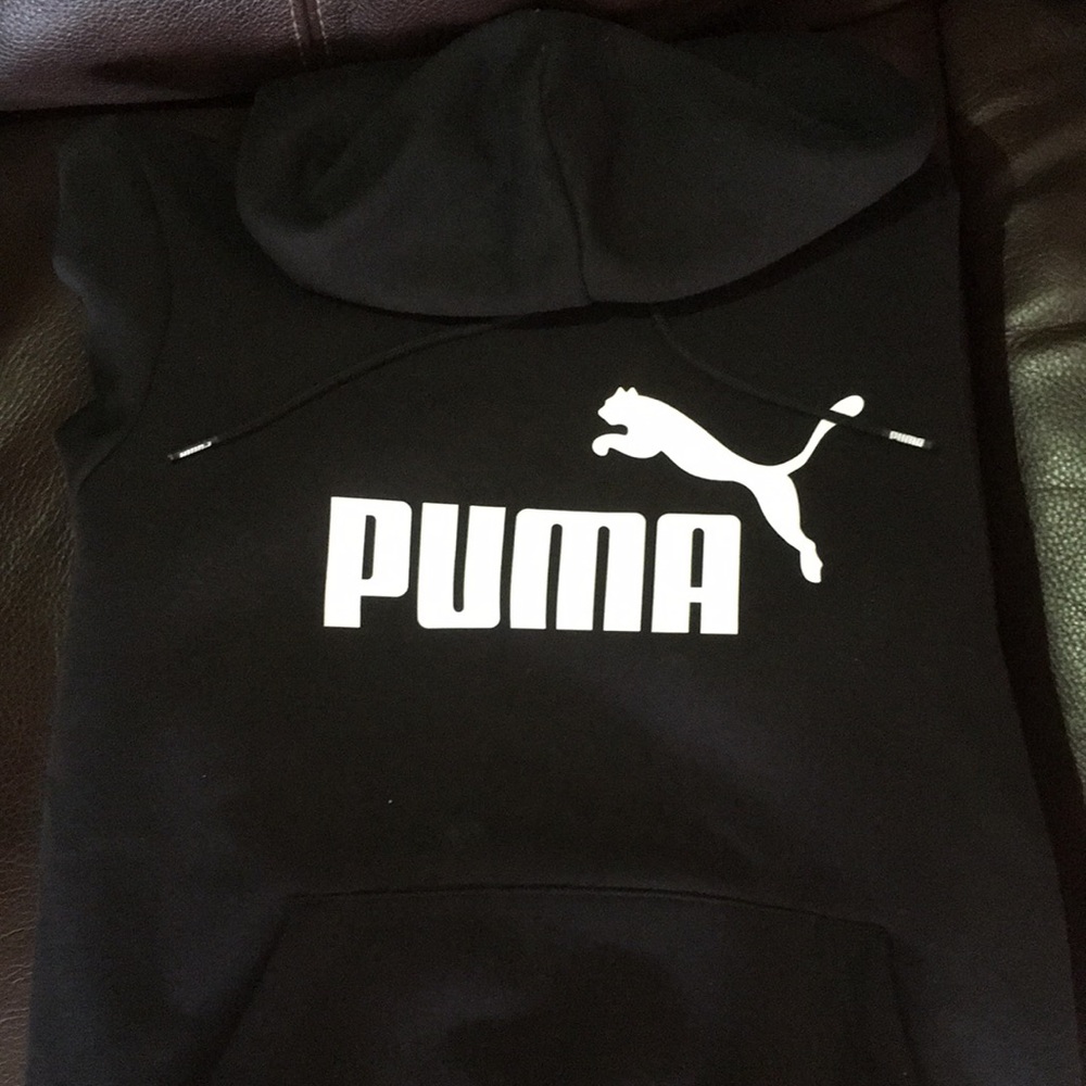 PUMA Women’s Essential Logo Hoody